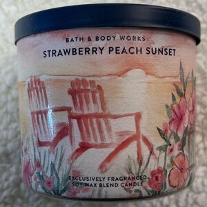 Bath & Body Works Strawberry Peach Sunset 3-Wick Soy Wax Candle 3-Wick 14.5 Oz